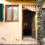 Colorful Pied-à-Terre _ Via Gioberti